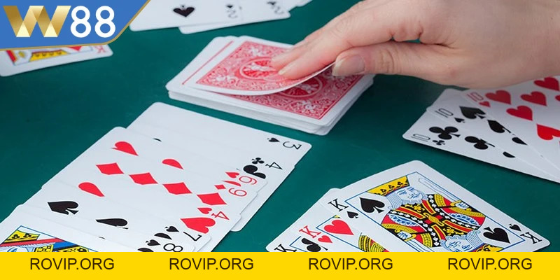 Cách Chơi Bài 6 Lá Đơn Giản, Kịch Tính Và Thắng Nhanh - ROVIP.ORG Cách Chơi Bài 6 Lá Đơn Giản, Kịch Tính Và Thắng Nhanh - ROVIP.ORG